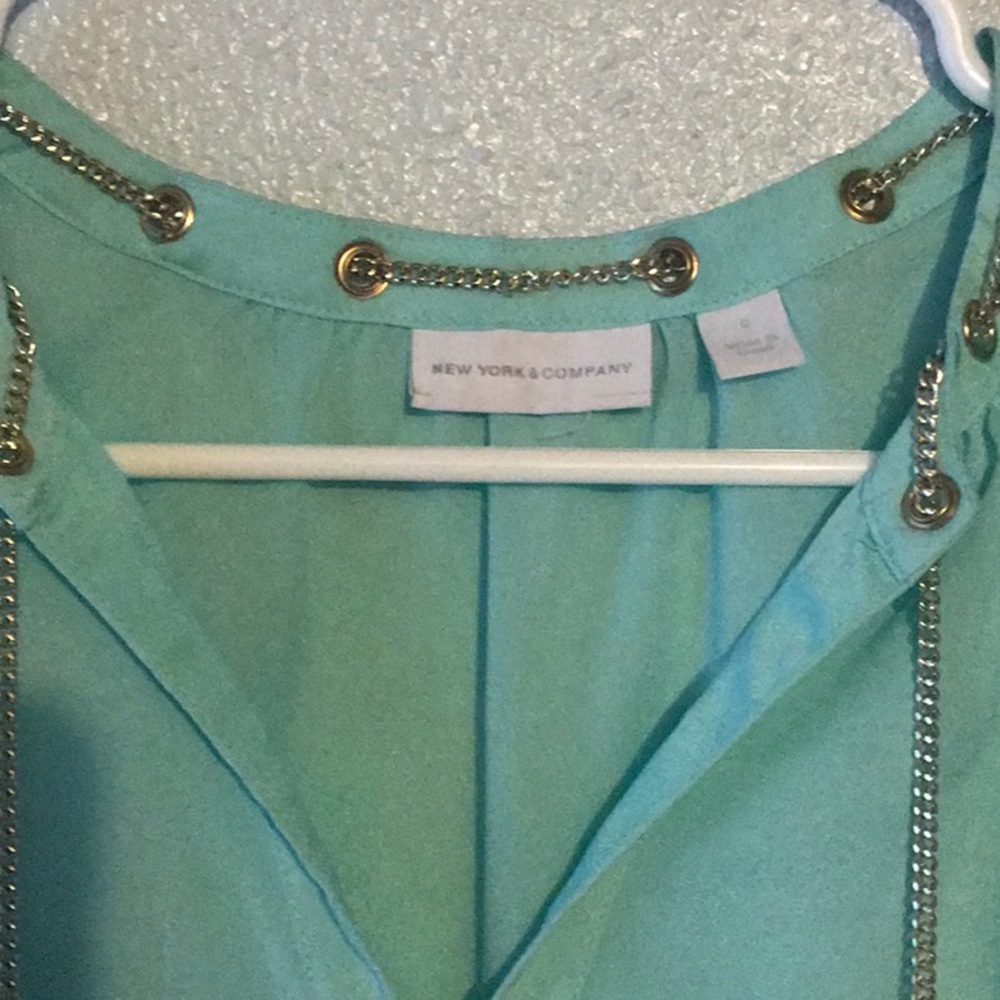 Blouse - Picture 2 of 3